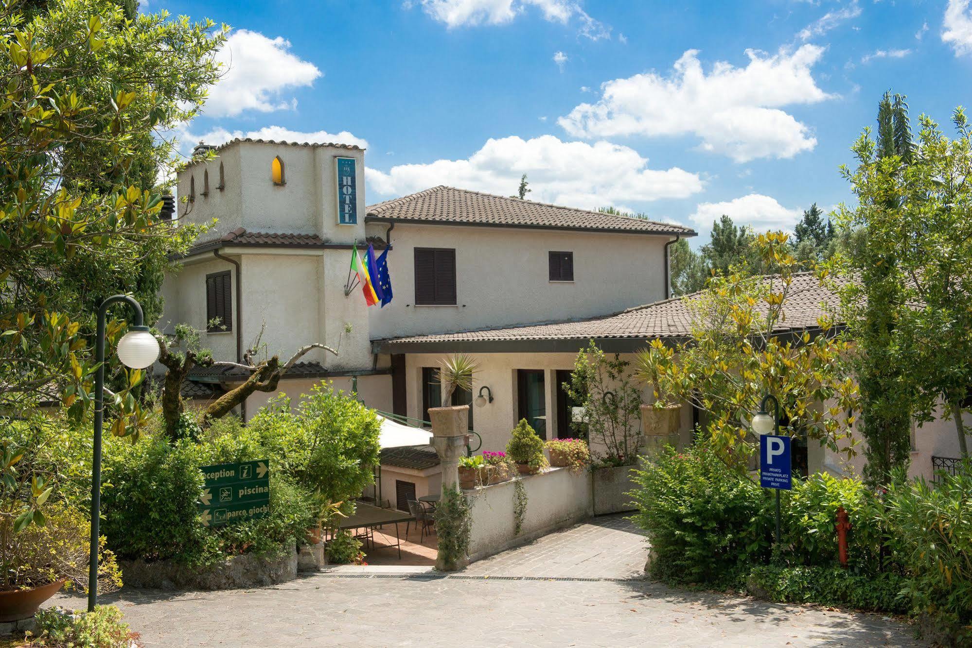 Hotel Le Rocce Маджоне Екстериор снимка